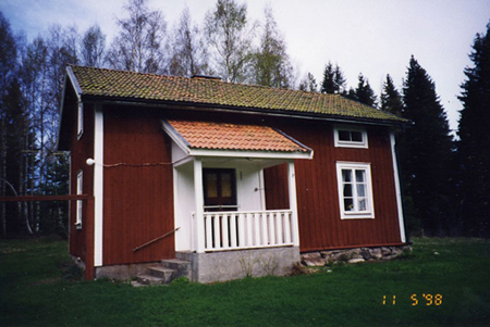 1998 vid Östra Skogstorp nr3, 20 år efter att Johanssons flyttat. Foto: Leif Gson Nygård 